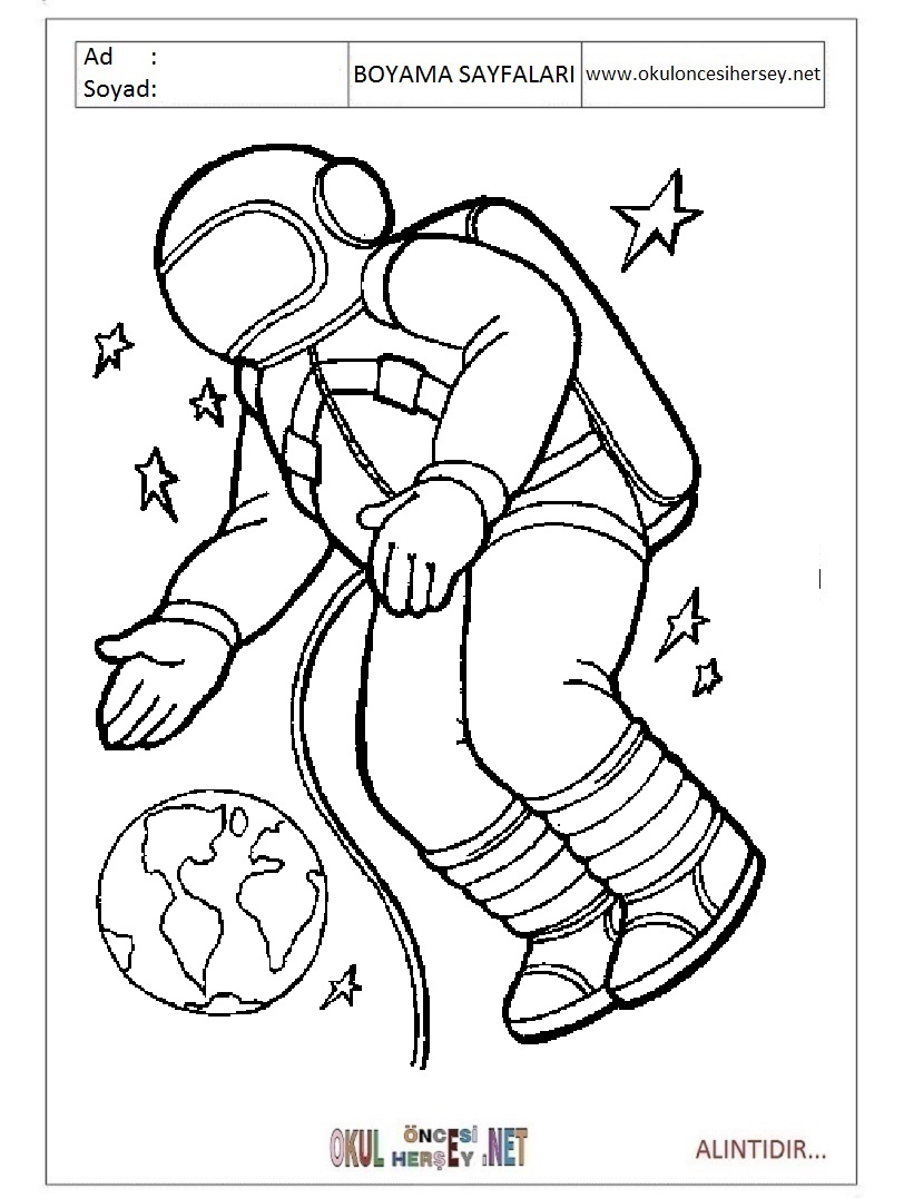 Çocuklar İçin Astronot Boyama Sayfaları 