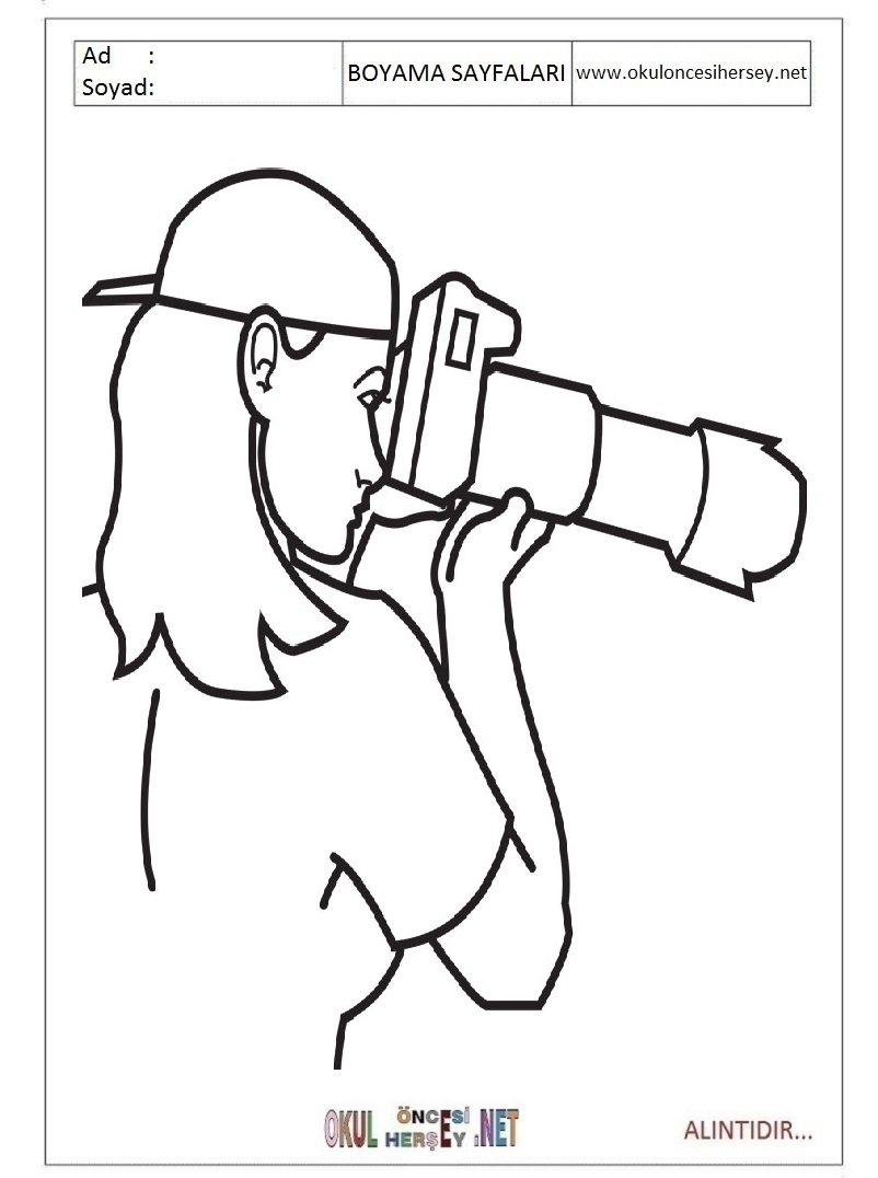 Çocuklar İçin Fotografçı Boyama Sayfaları 