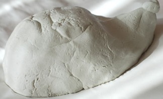 Oyun Hamurundan Kirpi Kalemlik Yapımı