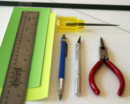 kağıttan süs yapımı resimli anlatımı