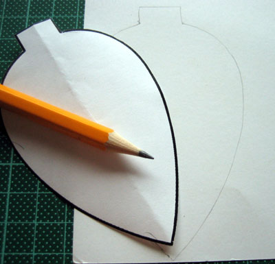 kağıttan süs yapımı resimli anlatımı