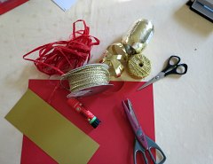 kağıttan süs yapımı resimli anlatımı