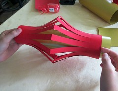 kağıttan süs yapımı resimli anlatımı