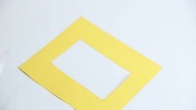 kağıttan-kartondan Sarı görünüşlü çerçeve yapımı resimleri